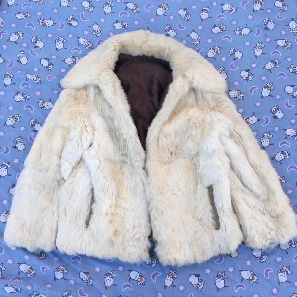 LUXURIOUS FUR COAT